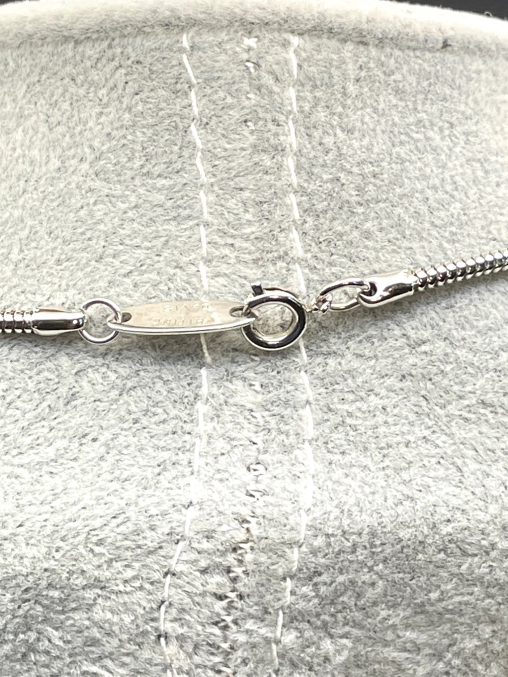 Vintage Whiting & Davis Reverse Etched Glass Unicorn Necklace Silver Tone 70's - Picture 7 of 12